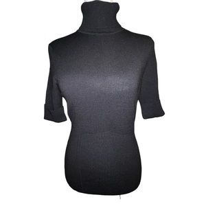 WHBM. Sz: Small. Black turtle. 3/4 Sleeves. Silver button Accent.